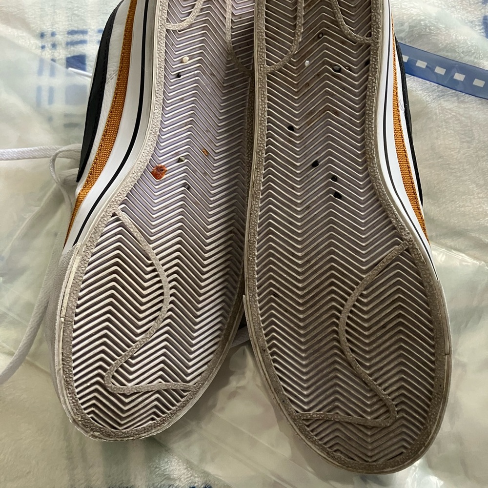 Nike women’s Legacy White Leather Sneakers with Black Swoosh and Tan Accent - Picture 5 of 5